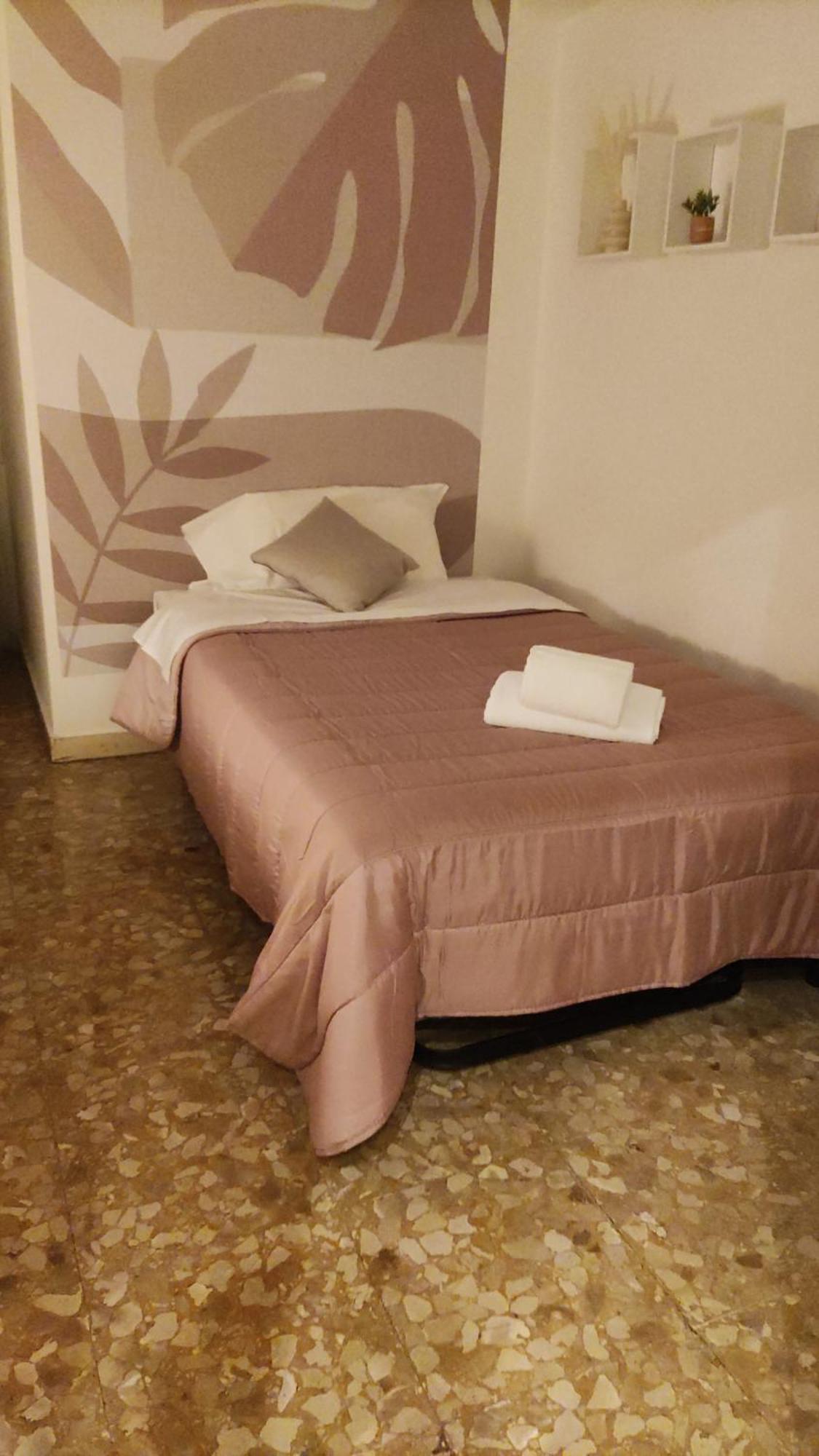 The Italian House In A Pochi Passi Dalla Metro A Apartamento